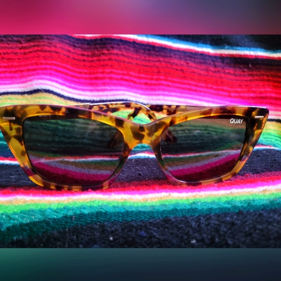 Quay Prove It Tortoise Sunglasses - Picture 2 of 4